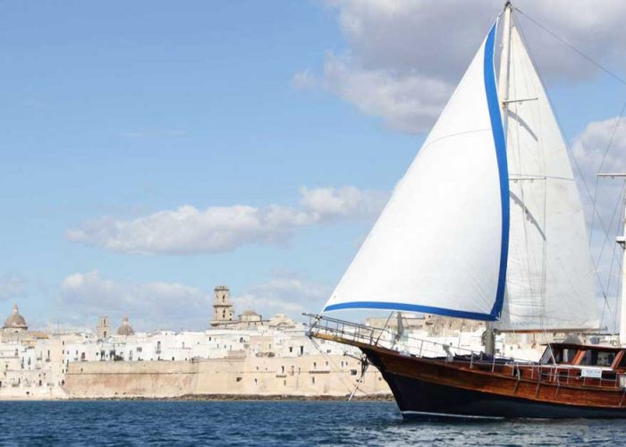 vacanza in barca in puglia
